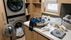 겨울옷 보관 전 세탁만 바꿨더니 누런 자국이 사라졌어요